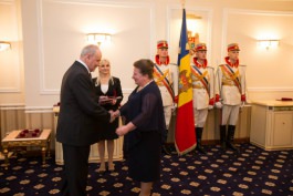 Președintele Timofti a înmânat distincții de stat, în cadrul unei ceremonii oficiale