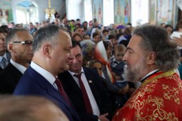 Președintele țării a vizitat Biserica Sfîntului Gheorghe din Taraclia.