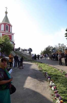 Președintele țării a vizitat Biserica Sfîntului Gheorghe din Taraclia.