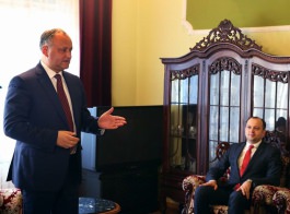 Igor Dodon a avut o întîlnire cu reprezentanții diasporei moldovenești din Budapesta   