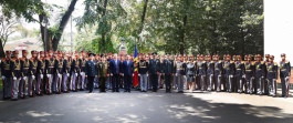 Igor Dodon a conferit distincţii de stat Gărzii de Onoare cu prilejul marcării a 25 de ani de la formare