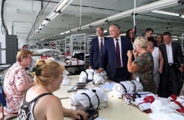 Șeful statului a vizitat întreprinderea de textile „Tricon”din Cahul  