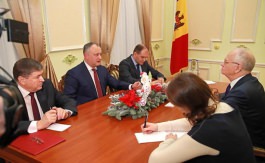 Președintele Republicii Moldova a avut o întrevedere cu Ambasadorul Farit Muhametşin