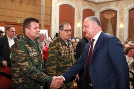 Igor Dodon a participat la festivitatea cu prilejul Zilei veteranilor forțelor armate și organelor de drept   