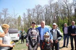 Șeful statului a participat la deschiderea Campionatului Europei Centrale la motociclism și la Campionatul deschis la motocross, în memoria lui Iurii Gagarin  