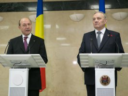 Președintele Nicolae Timofti a avut o întrevedere cu președintele României, Traian Băsescu