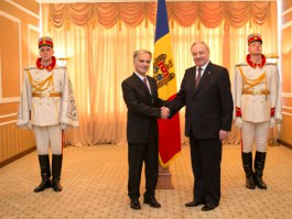 President Nicolae Timofti receives letters of accreditation from five envoys