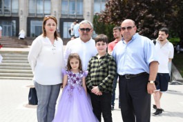 Igor Dodon împreună cu familia a participat la Festivalul Familiei