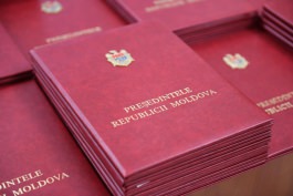 More than 250 graduates from all over the country received "Diploma of Honor" of the President of the Republic of Moldova