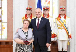 Igor Dodon a conferit distincții de stat