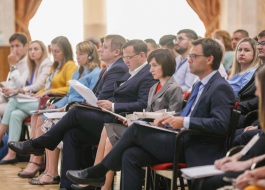 Conducerea țării a participat la ceremonia de lansare a Zilelor Diasporei