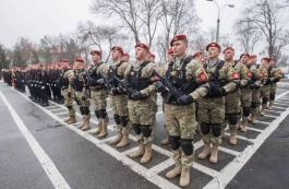 Глава государства принял участие в церемонии, посвященной 28-й годовщине создания Войск карабинеров