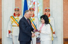 Igor Dodon a înmînat înalte distincții de stat