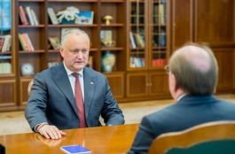 Igor Dodon a avut o întrevedere de lucru cu Oleg Vasneţov