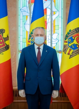 Președintele Republicii Moldova a înmânat înalte distincții de stat unui grup de cetățeni