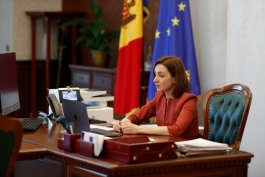 Președintele Maia Sandu a discutat cu reprezentanții mediului de afaceri despre provocările cu care se confruntă industria ușoară