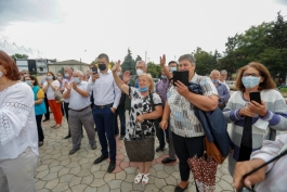 Президент Майя Санду встретилась с представителями местной власти, экономическими агентами, врачами и педагогами района Сынджерей