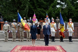 Президент Майя Санду по случаю 30-летия Национальной армии: «Продолжу поддерживать усилия, направленные на модернизацию системы национальной обороны»