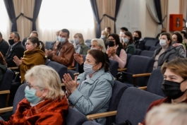 Президент Майя Санду в Пересечина района Орхей: «В очередной раз убедилась, что где бы ни жили люди, прежде всего они хотят справедливости»