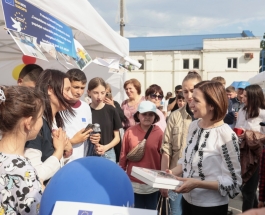 Президент Майя Санду: «Проекты, реализованные при поддержке ЕС в Единец и других населенных пунктах Молдовы, способствуют модернизации нашей страны» 