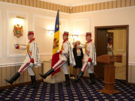 Moldovan president decorates more EU foreign ministers