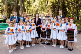 Șefa statului a participat la ceremonia de onorare a Tricolorului alături de Președintele Parlamentului și Primul-ministru