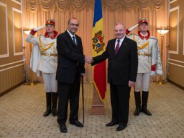 Moldovan president receives accreditation letters from three ambassadors