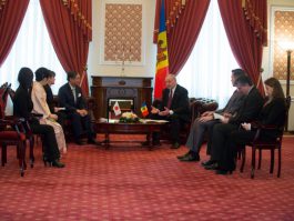 Moldovan president receives accreditation letters from three ambassadors