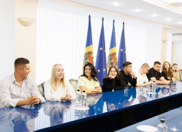 Președinta Maia Sandu a discutat cu un grup de creatori de conținut despre referendum și aderarea la Uniunea Europeană