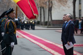 Moldovan president receives accreditation letters from U.S. Ambassador