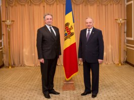 President Nicolae Timofti meets Macedonian envoy